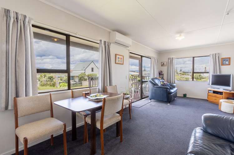 17a Moana Street Otaki Beach_5