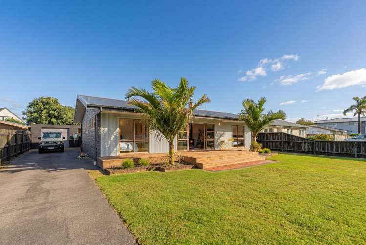 75 Robinson Road Whitianga_14