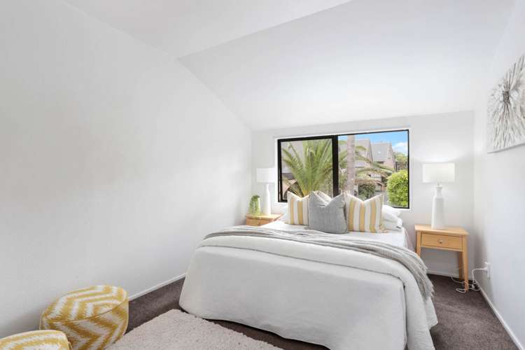 2/35 Fields Parade Oteha_9