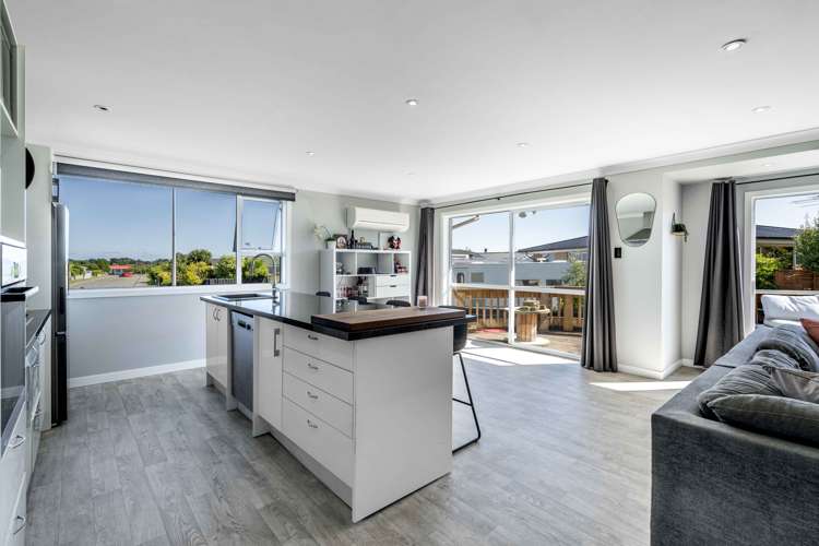 52 Arundel Crescent Strathern_4