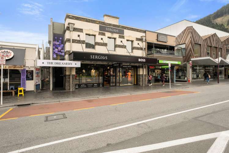 24 Camp Street Queenstown_3