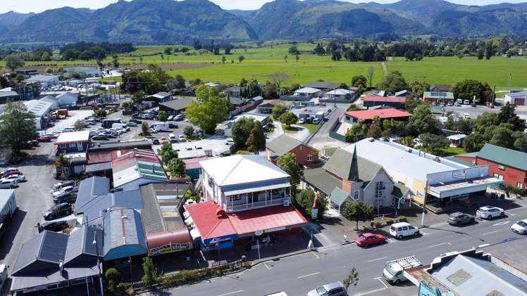44 Commercial Street Takaka_5