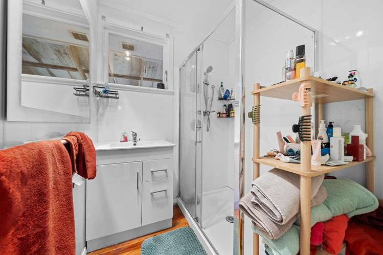 91 Oxford Street Lansdowne_11