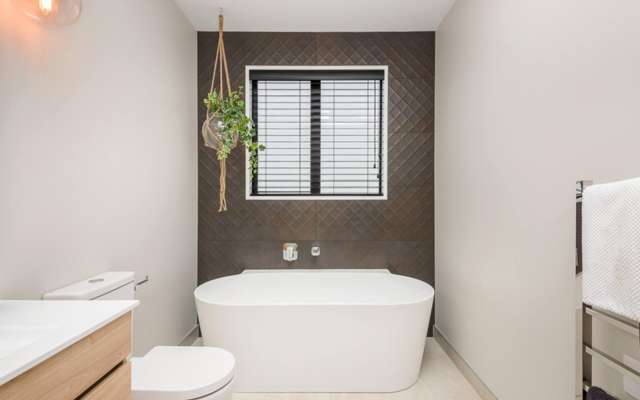 Lot 6 Raupeka Place_4