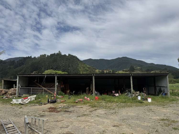 17 Para Railway Road Koromiko_1