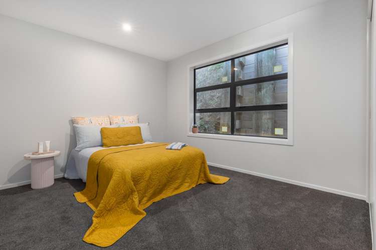 8 Tradewinds Drive Whitby_16