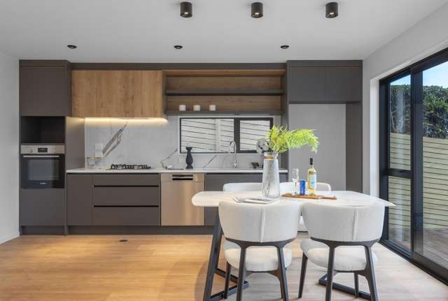 Last 4-Bedrms standardalone house Available!