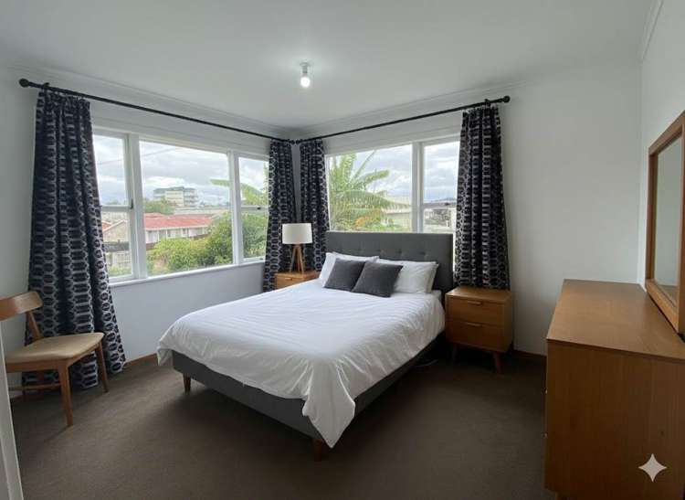 92 Clayton Avenue Otara_5