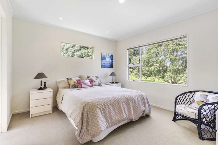 10b Edgewater Grove Orewa_16