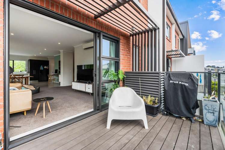 1 Danga Lane Hobsonville_1