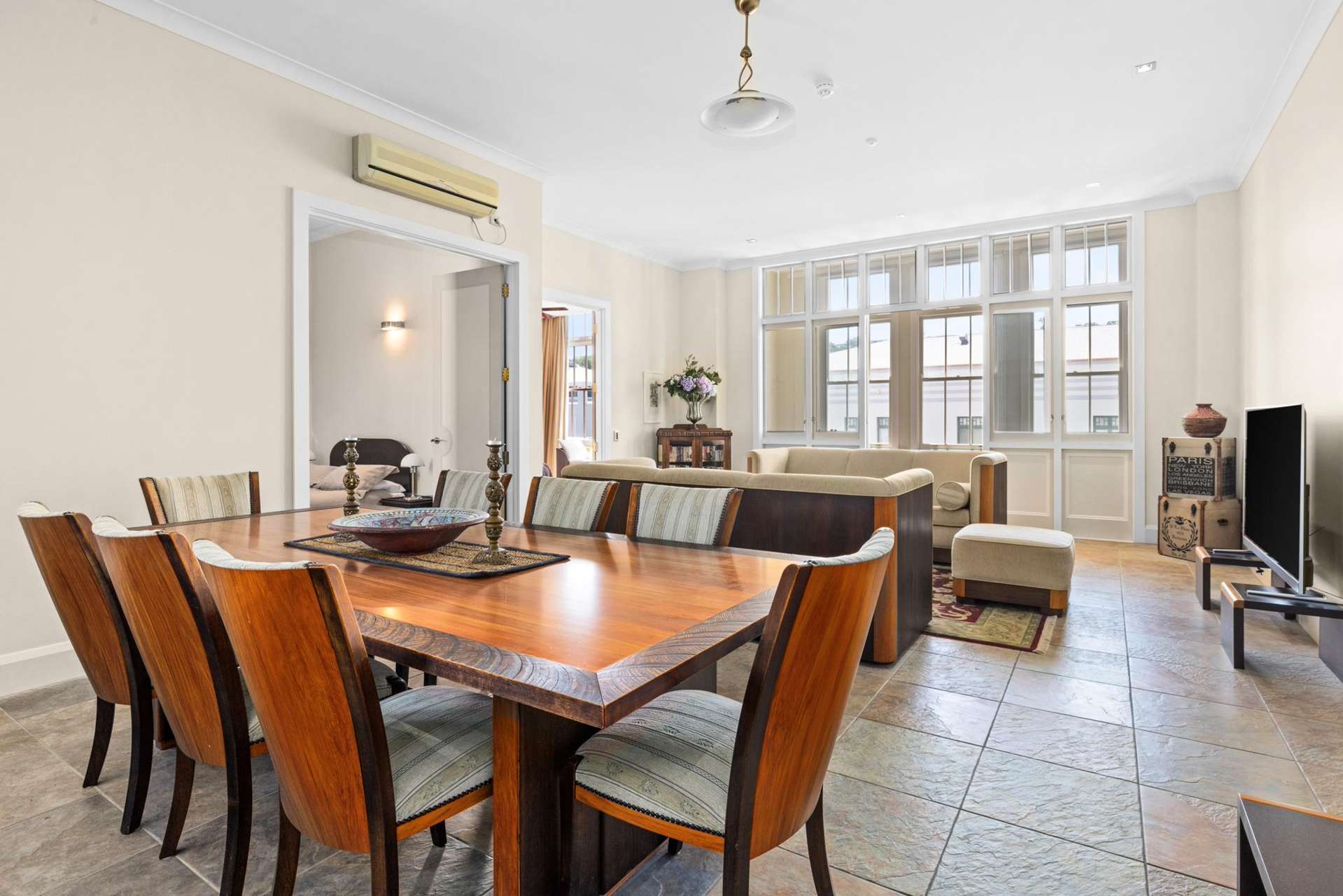 2/1 Emerson Street Napier_0