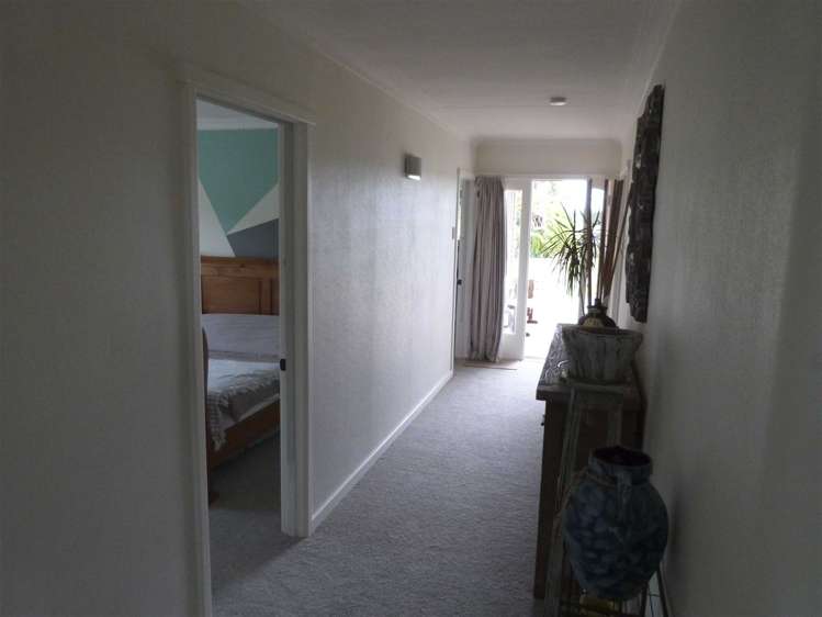 219 Robertson Road Winton Surrounds_11