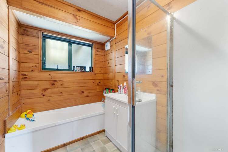 8 Sambrooke Crescent Flat Bush_21