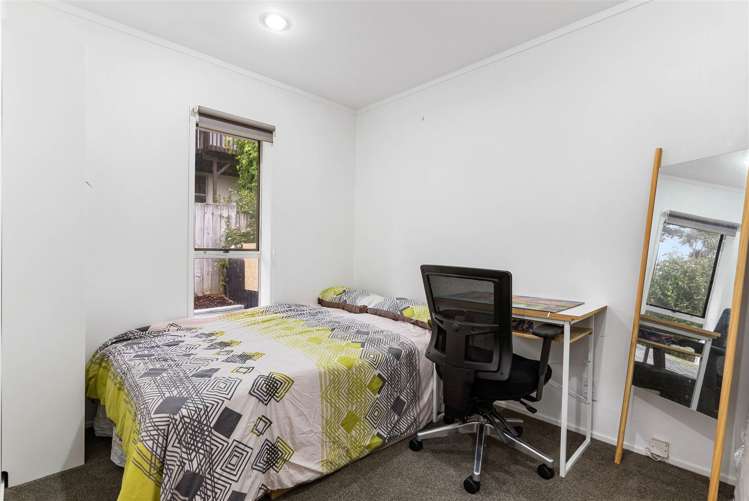 2/8 Tusac Place Totara Vale_9