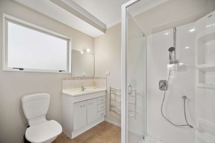 1 Frank Knight Place Waiuku_17