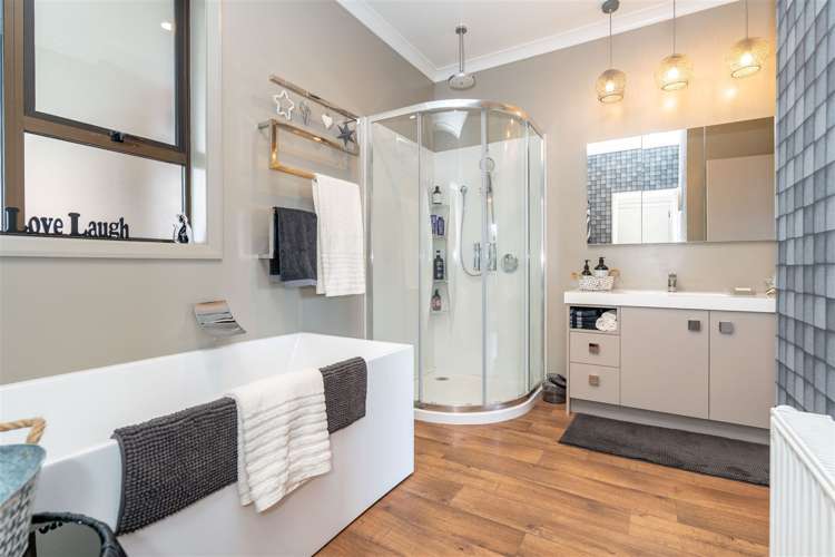 6 Essex Street Balclutha_11