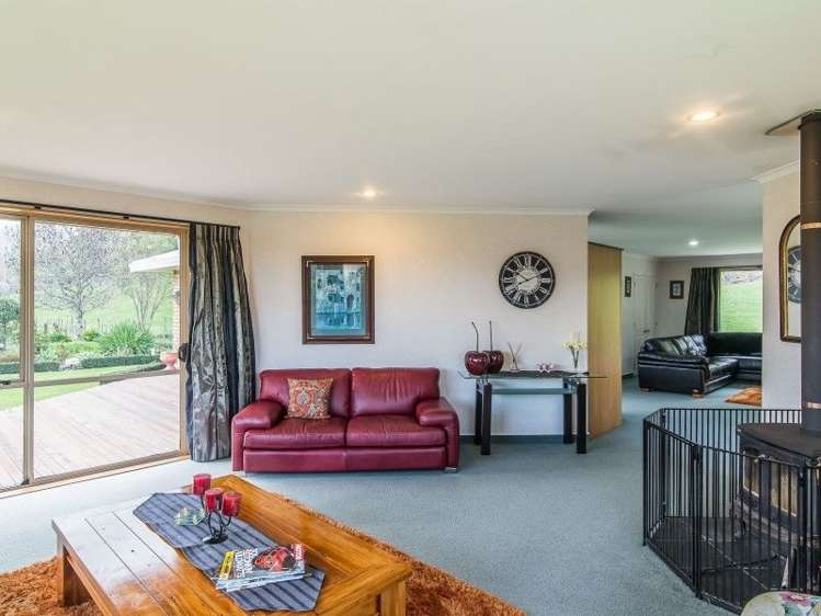 11 Kebbell Drive Waikanae_5