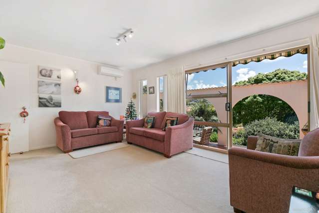 1/89 Moore Street Hillcrest_1