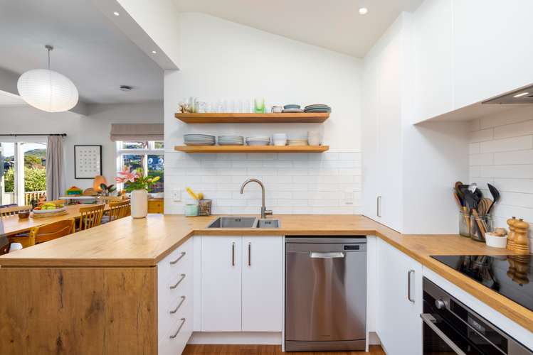 3 Cornwall Road Lyttelton_10