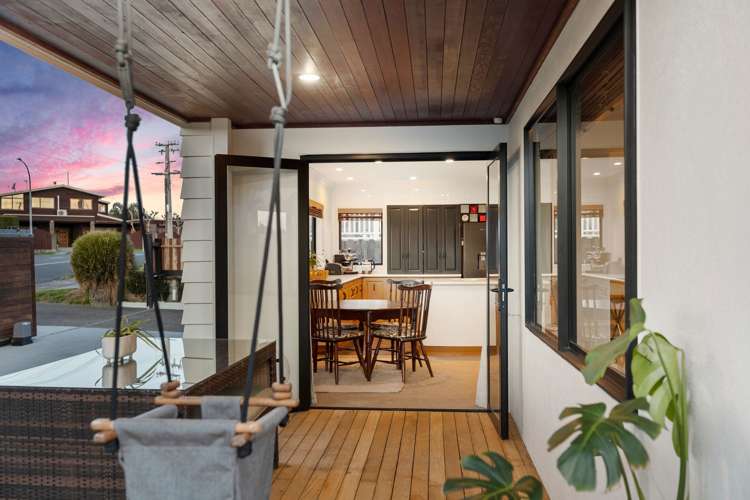 54 Matua Road Matua_6