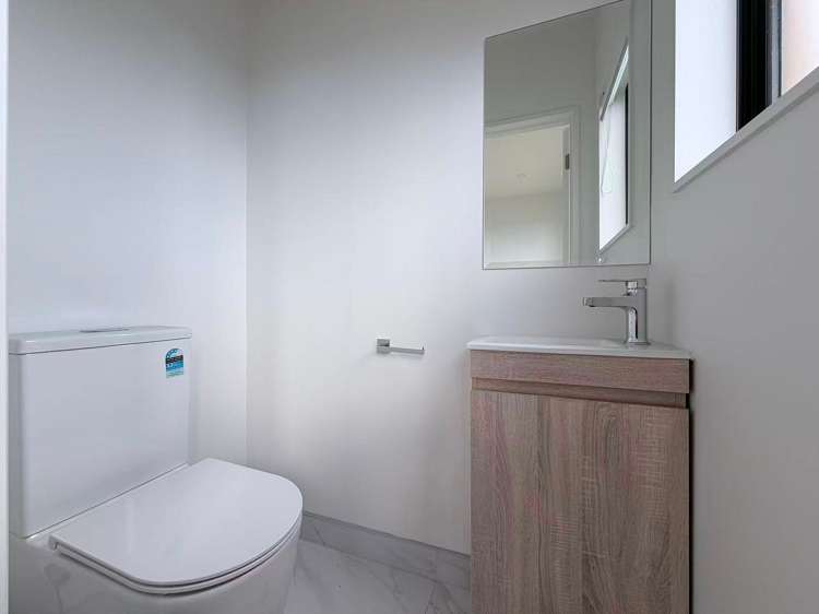 4/148 Lincoln Road Henderson_11