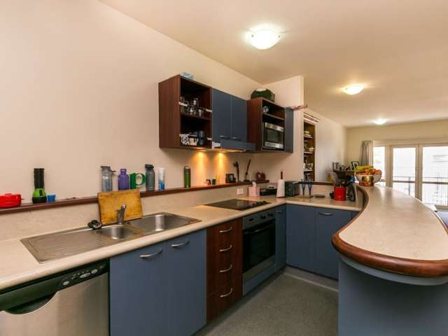 204/72 Herald Street Berhampore_3