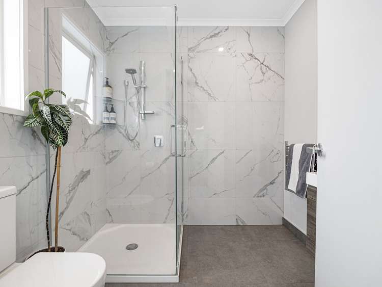 14 Taitonga Lane Stanmore Bay_21