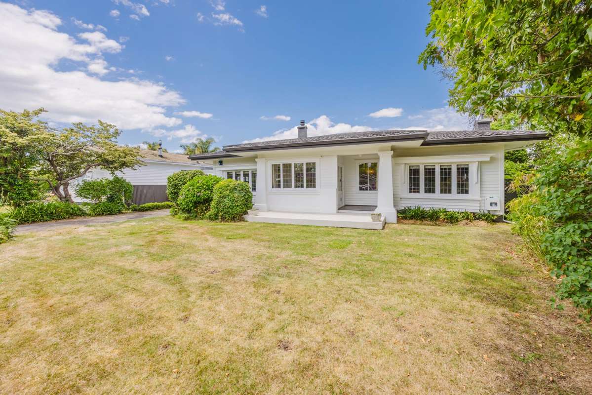 627 Nelson Street North_4