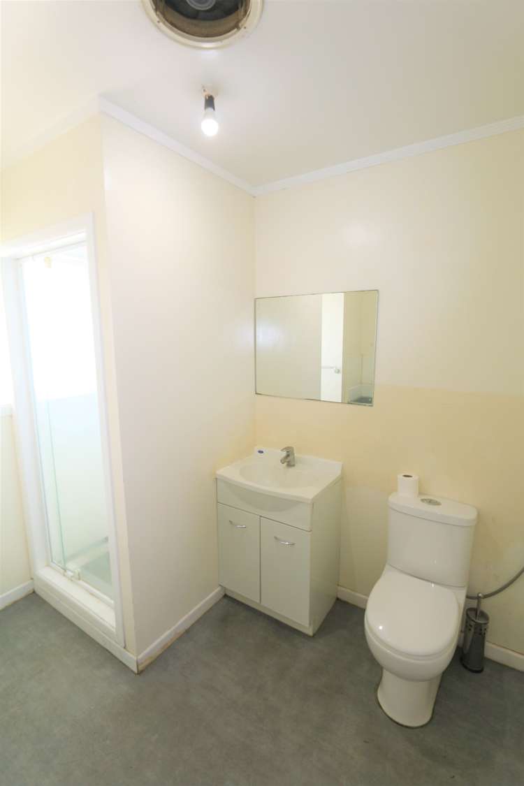 4/15a Frost Road Mount Roskill_7