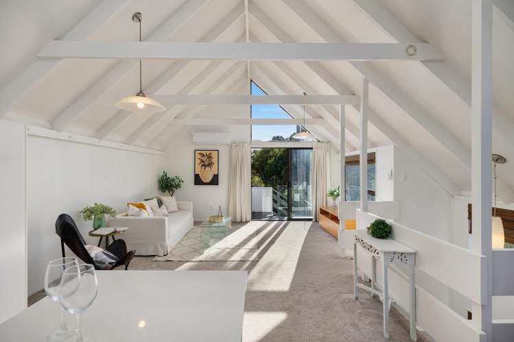 4/8 Springleigh  Avenue_4