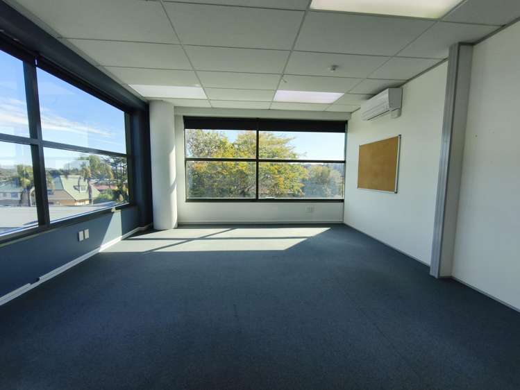 46 Taharoto Road Takapuna_3