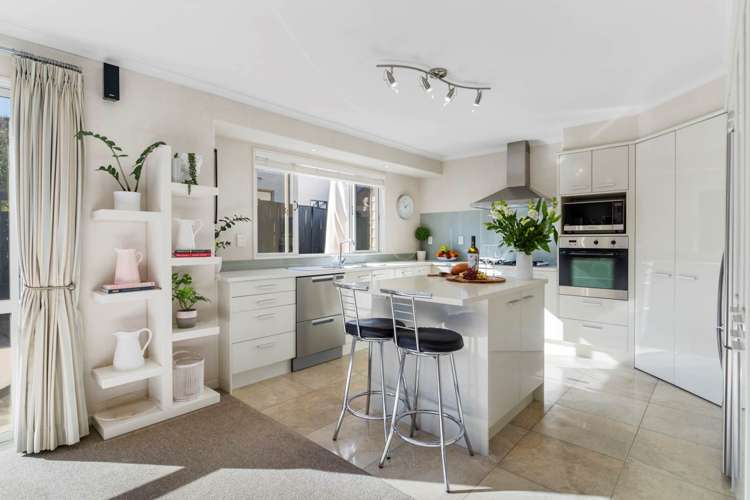 42 Coachman Drive Flat Bush_14