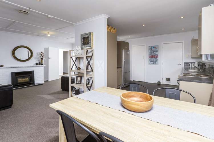 37 Croucher Street Richmond_8