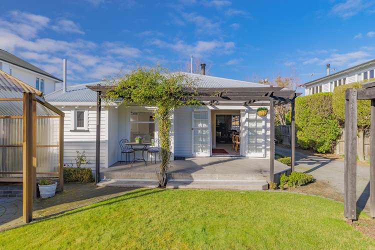 79 Tomes Road St Albans_11