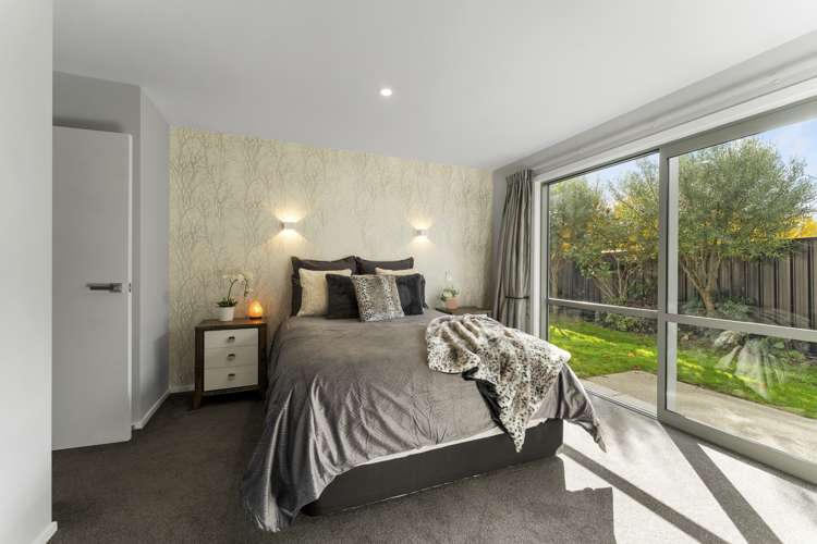 14 Magnetic Place Cromwell_10