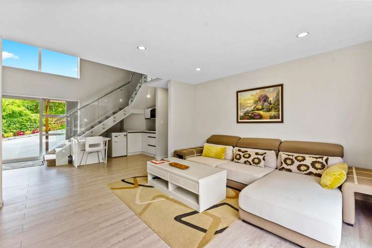 126-128 Lax Crescent Leigh_48