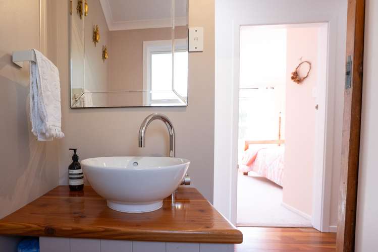 204 Ngamotu Road Spotswood_18