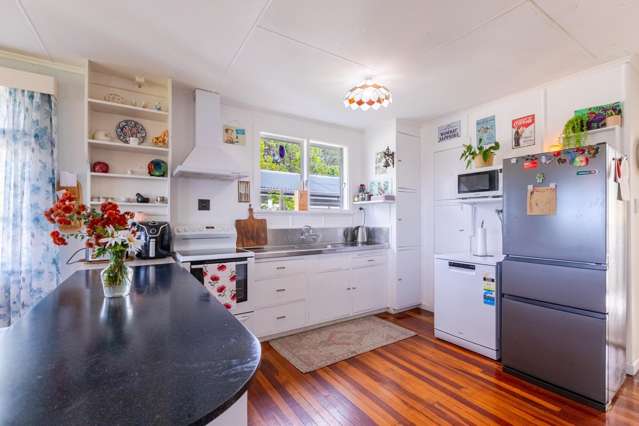 711 Blackhead Road Porangahau_2