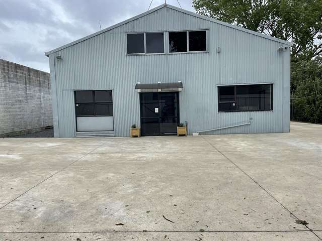 Central Te Rapa Industrial with Yard