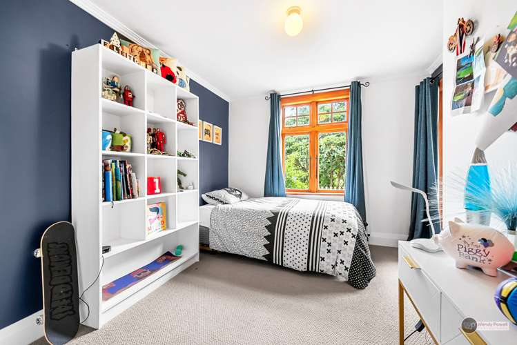 6 Prouse Grove Silverstream_11