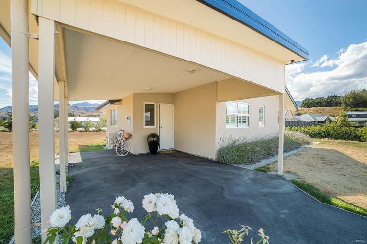 29 Oxfordshire Avenue Lower Shotover_18