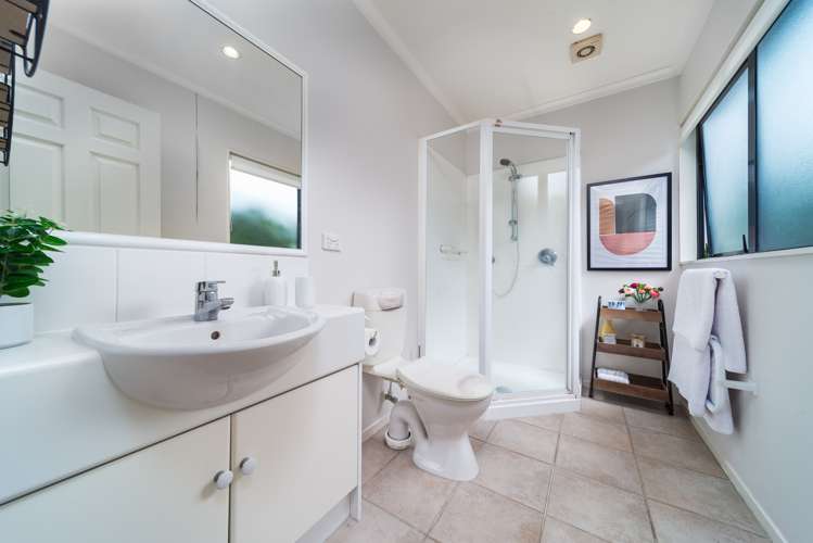 3 Canterbury Park Lane Ellerslie_14