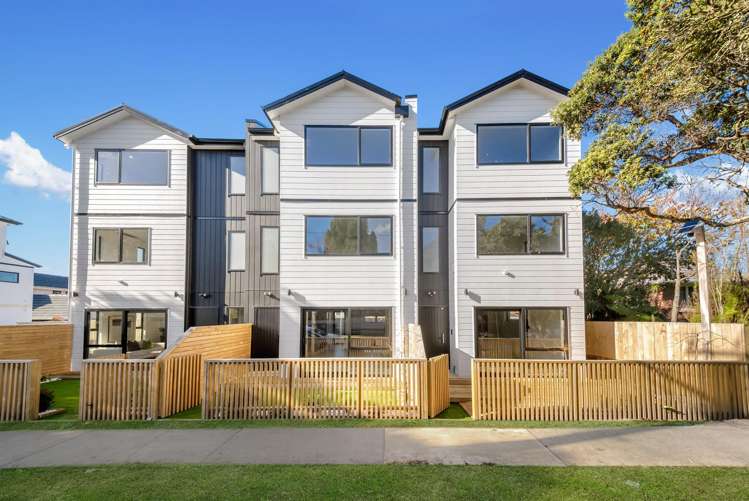 Lot 1-3/57 Yeovil Road Te Atatu Peninsula_21