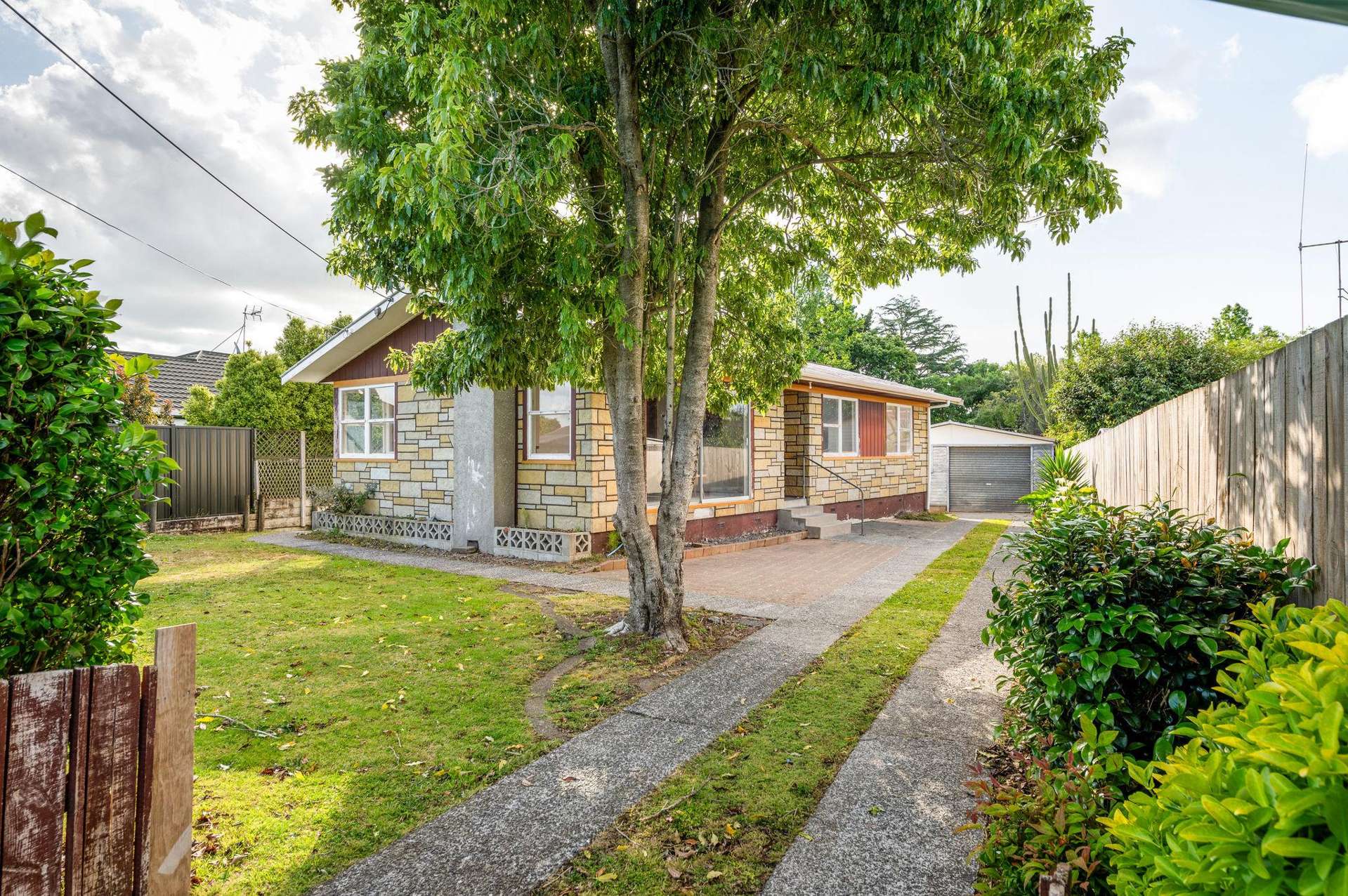 38 Forth Crescent Glenview_0