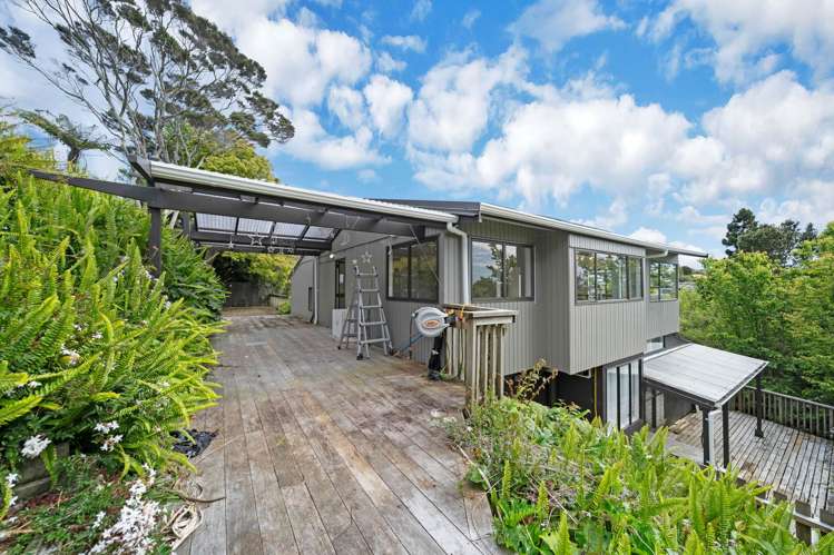 84 & 86 Ayton Drive Totara Vale_40