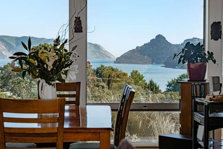 38 Upland Road Huia_25