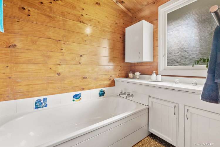 1/7 Mccall Place Opaheke_8