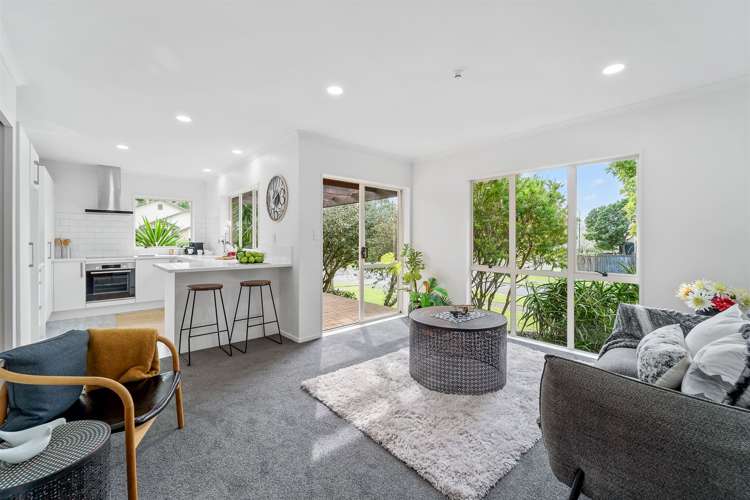 1 Phoebe Meikle Place Torbay_2