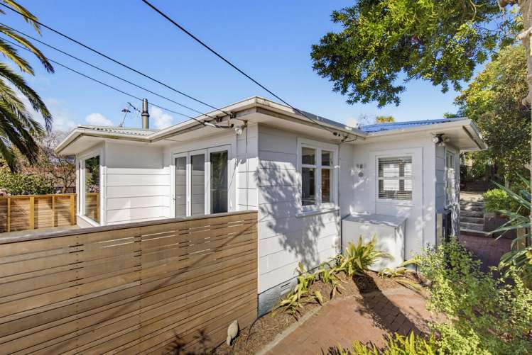 23 Tui Road_5