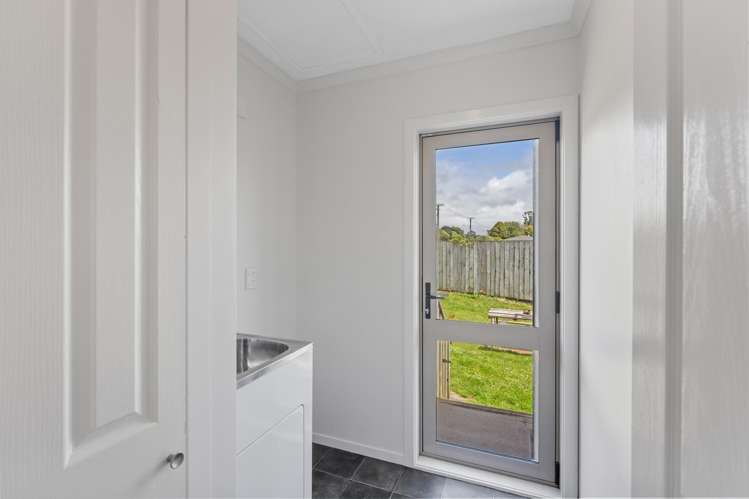 39A Main Highway Otaki_11